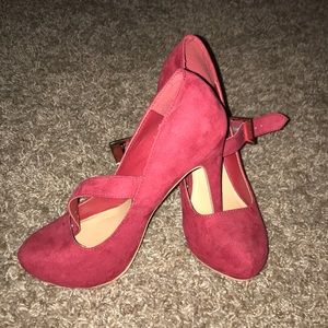 Red heels size 6 1/2
